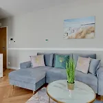 Wave Apartments - Yacht Park